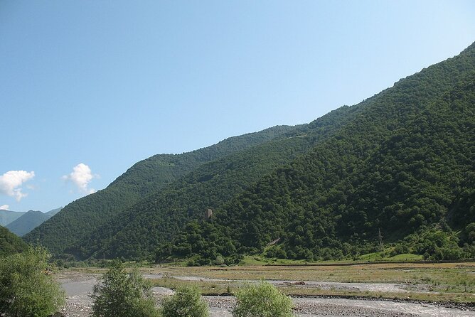 Tbilisi to Kazbegi, Gudauri, and Ananuri Day Tour - Why this Tbilisi to Kazbegi route works