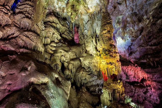 Tskaltubo-Prometheus Cave-Geguti - Guides and the feel of the experience