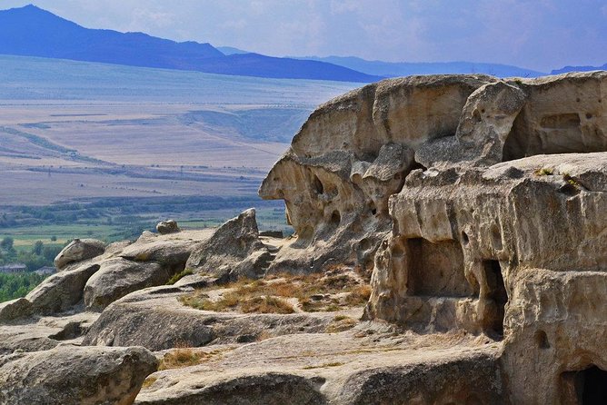 Uplistsikhe, Mtskheta and Jvari - historical private day tour from Tbilisi - How the private car changes the day
