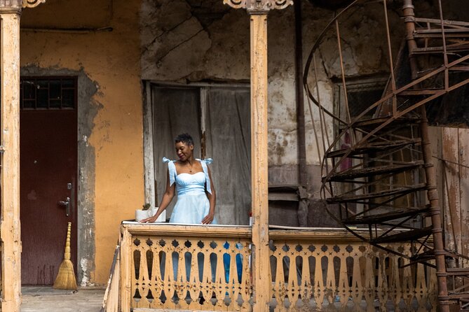 Your unique photo session in Tblisi, Georgia - The abandoned Soviet theater